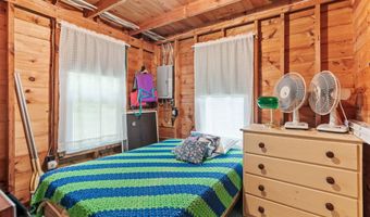 20 Lily Bay Ln, Parsonsfield, ME 04047