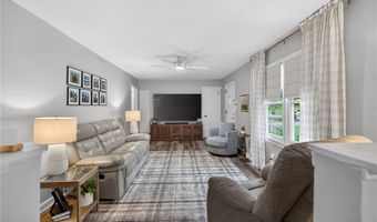 4243 White Way Dr, Austell, GA 30106
