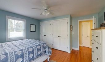 46 Allston Ave, Middletown, RI 02842
