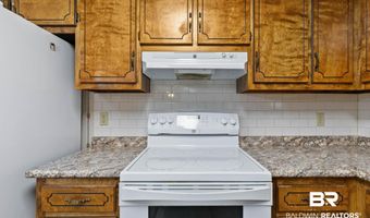300 Norwood Ct, Bay Minette, AL 36507