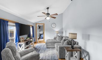 19404 High St, Adelphi, OH 43101