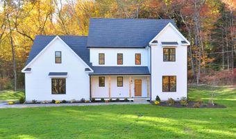 152 E Hill Rd, Canton, CT 06019