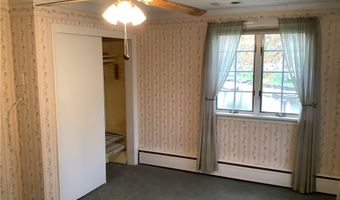 200 Waterman Lake Dr, Glocester, RI 02814