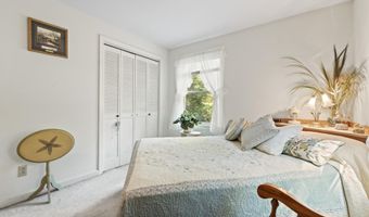 175 Buck N Doe Trl, Augusta, ME 04330