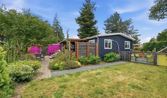 1155 2ND St NE, Bandon, OR 97411