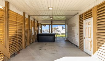 215 E Ft Macon Rd, Atlantic Beach, NC 28512