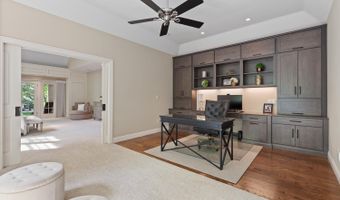 3120 Windmill Dr, Adrian, MI 49221