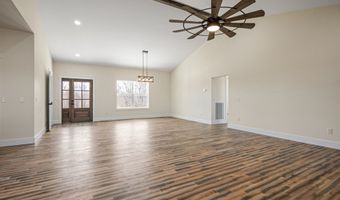 9345 Fox Hill Rd, Baxter, TN 38544