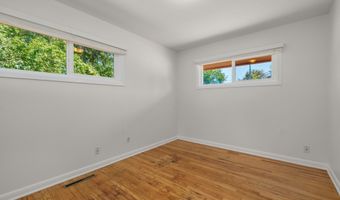 6225 SW MAD HATTER Ln, Beaverton, OR 97008