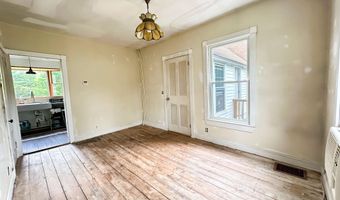 1 Mosley Rd, Standish, ME 04084