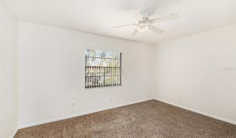 909 CHIPAWAY Dr, Apollo Beach, FL 33572