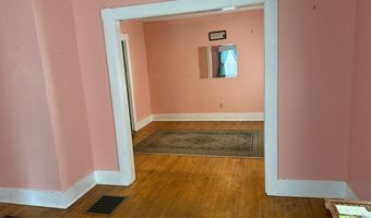 20-24 Church St, Barre, MA 01074