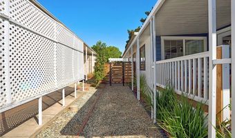 1120 E Mission Rd 33, Fallbrook, CA 92028