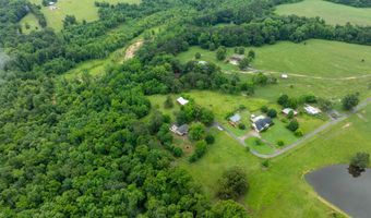 2001 Meadowlark Ln, Albertville, AL 35951
