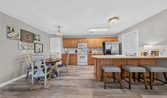 910 NW A St, Bentonville, AR 72712