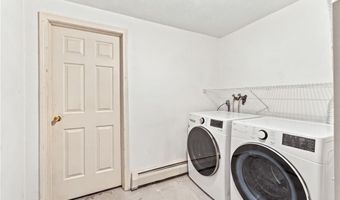 38 Stone Trl B, North Providence, RI 02904