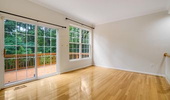6490 TAYACK Pl, Alexandria, VA 22312