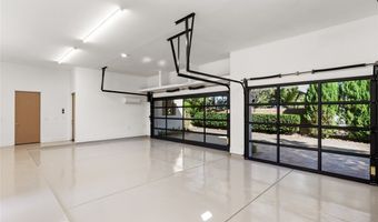 24 Soaring Bird Ct, Las Vegas, NV 89135