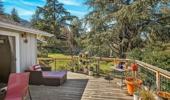 1159 Park St, Ashland, OR 97520