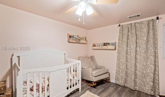 8 Billy Hill Rd, Beaufort, SC 29906