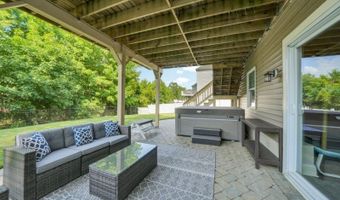 8 A Mason Ave, Bayonne, NJ 07035