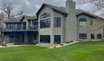 2704 Campus Ln, Albert Lea, MN 56007