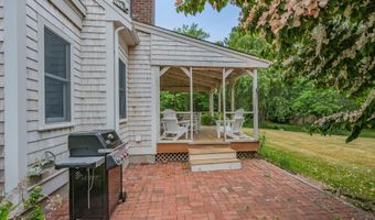 3528 Main St, Barnstable, MA 02630