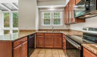 9700 WHITLEY PARK Pl #TH-19, Bethesda, MD 20814