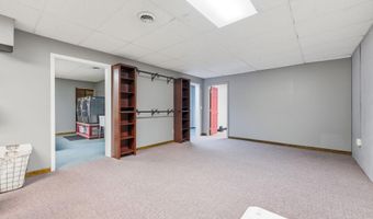 1004 Elm St, Auburn, IN 46706