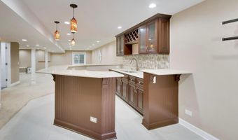 501 Tuscany Dr, Algonquin, IL 60102