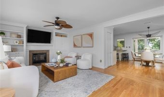 104 Kay Blvd, Newport, RI 02840