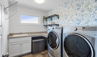 6644 Lamplight Dr, Albertville, MN 55301