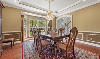 238 Pointe Lucerne Ct, Ballwin, MO 63011