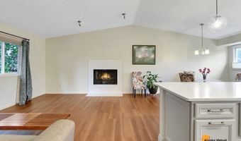 7031 Cheryl St, Anchorage, AK 99518