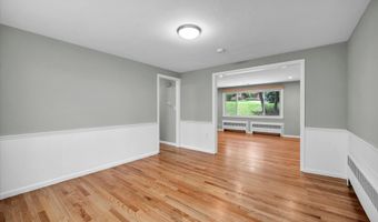 24 Ridge Rd, Cromwell, CT 06416