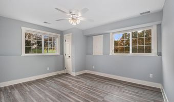 8423 76th St SE, Alto, MI 49302