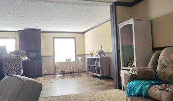 214 Lakepoint Rd, Alford, FL 32420