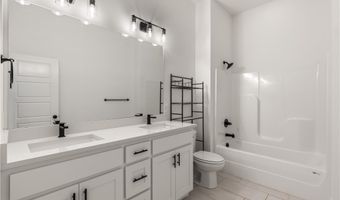 6300 Beacon St, Bentonville, AR 72713