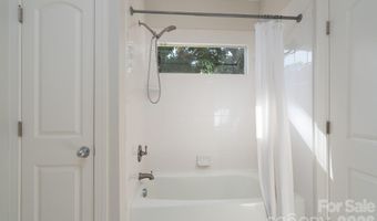 1617 Brook Rd, Charlotte, NC 28205