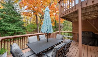 49 Pape Dr, Atlantic Highlands, NJ 07716