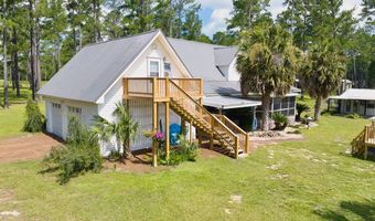 634 Alapaha River Dr, Alapaha, GA 31622