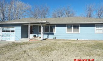 217 W Warren Ave, Garnett, KS 66032