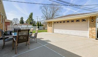 8634 Allen Rd, Allen Park, MI 48101