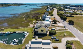 1711 E Fort Macon Rd, Atlantic Beach, NC 28512