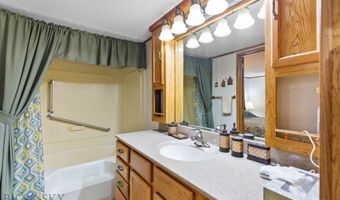502 Silverbow Ave, Belgrade, MT 59714