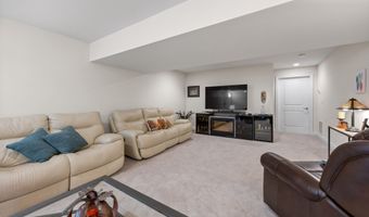 81 Fieldstone Ln 81, Beacon Falls, CT 06403