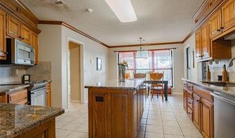 174 Parkhill Pl, Bartlesville, OK 74006