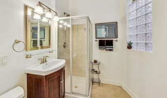 2863 W Shakespeare Ave 2, Chicago, IL 60647
