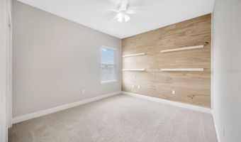 7010 OLD BENTON Dr, Apollo Beach, FL 33572