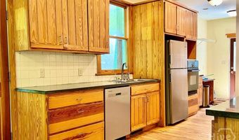 345 Three Oaks Dr, Athens, GA 30607